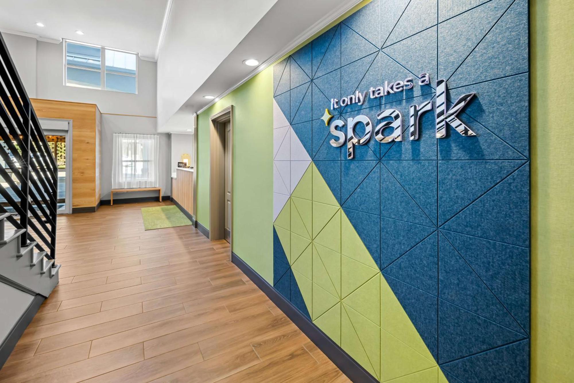 Spark By Hilton Woodbridge Esterno foto