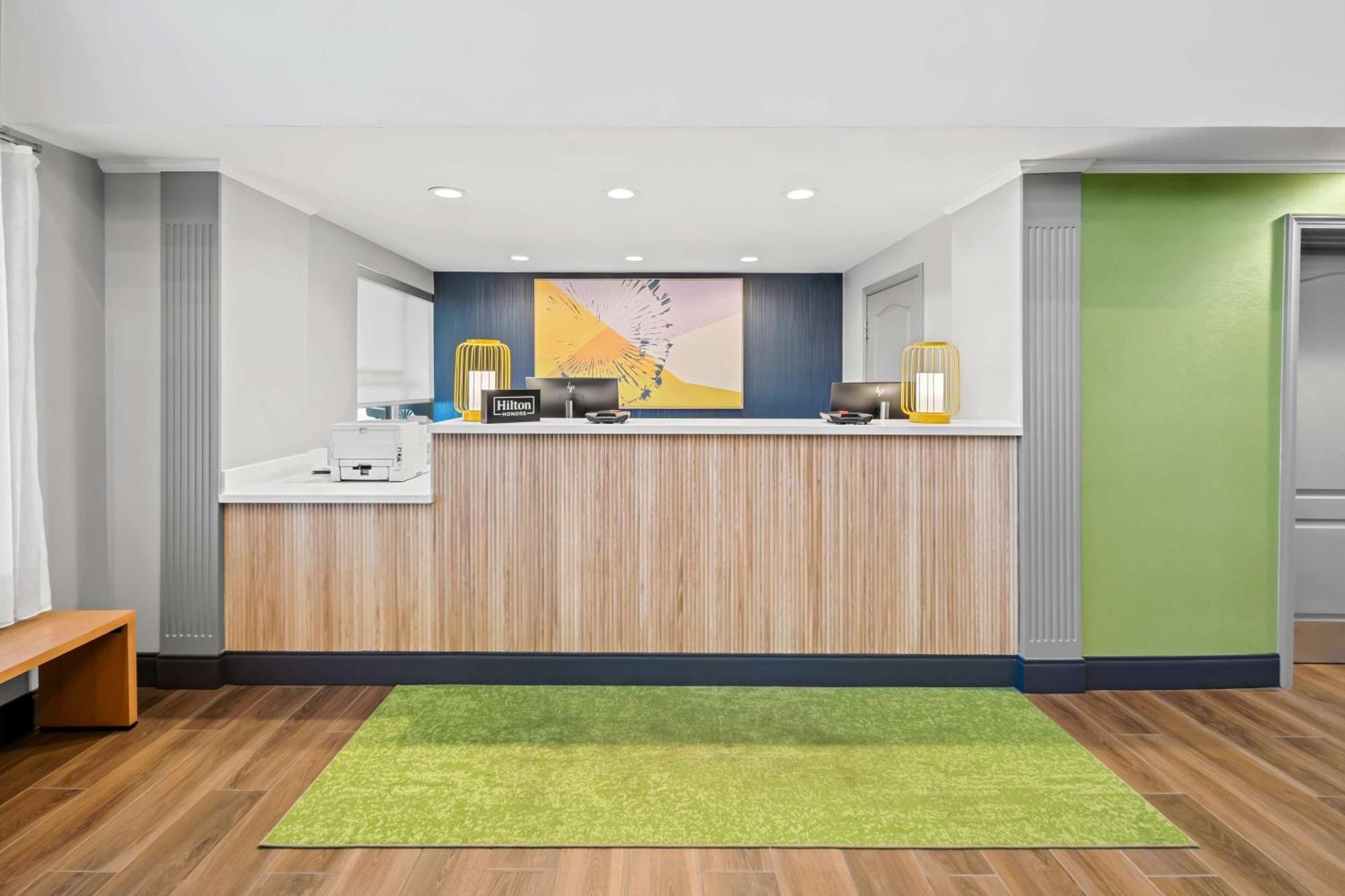 Spark By Hilton Woodbridge Esterno foto