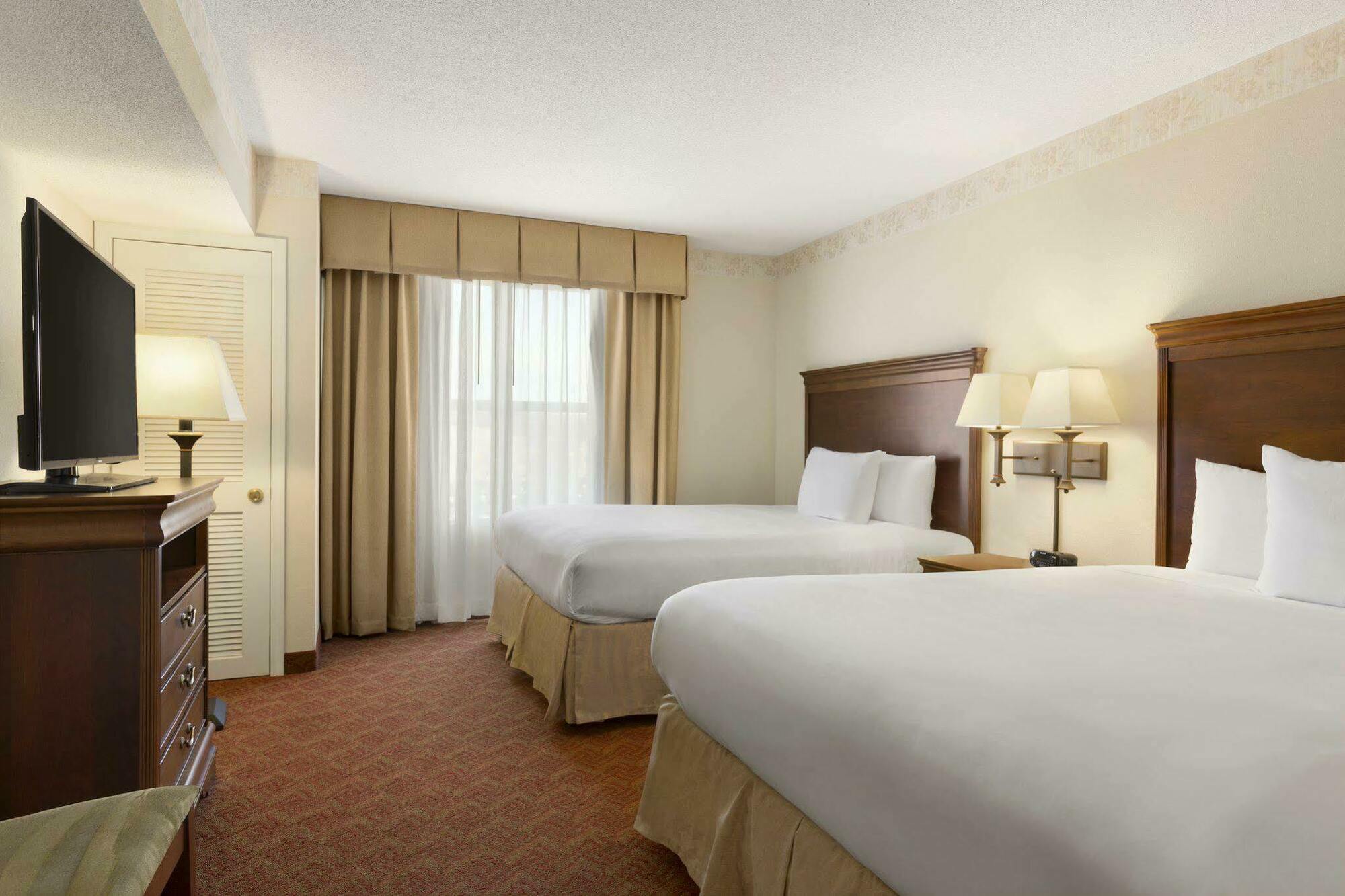 Spark By Hilton Woodbridge Esterno foto