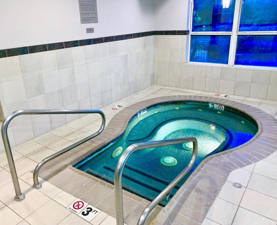 Spark By Hilton Woodbridge Esterno foto